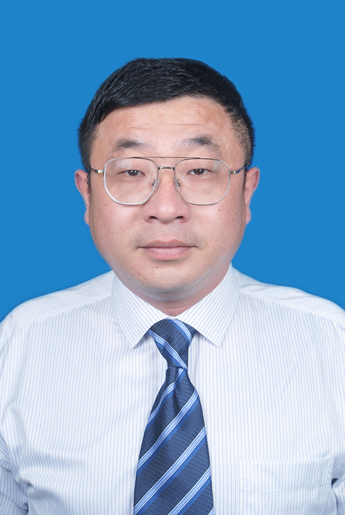 严琛