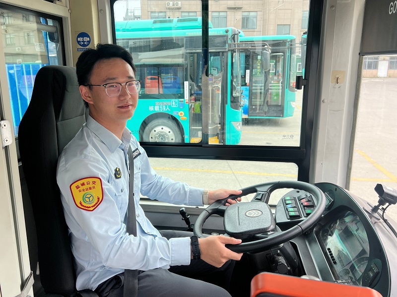 李江厦.jpg